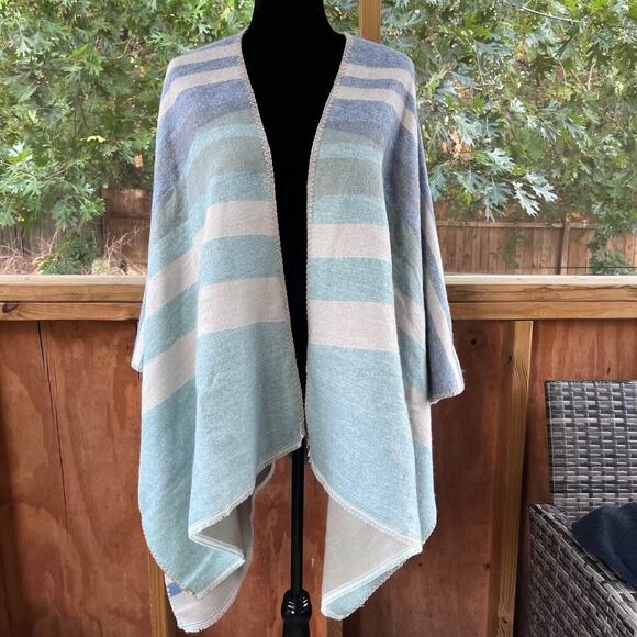 World Market Soft Knit Oversized Poncho Wrap Boho Blue And White OS. NEW - Picture 1 of 9
